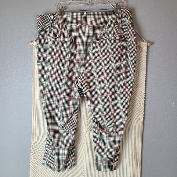 Lane Bryant Plaid Capris - Black, White, Red - Picture 9 of 9